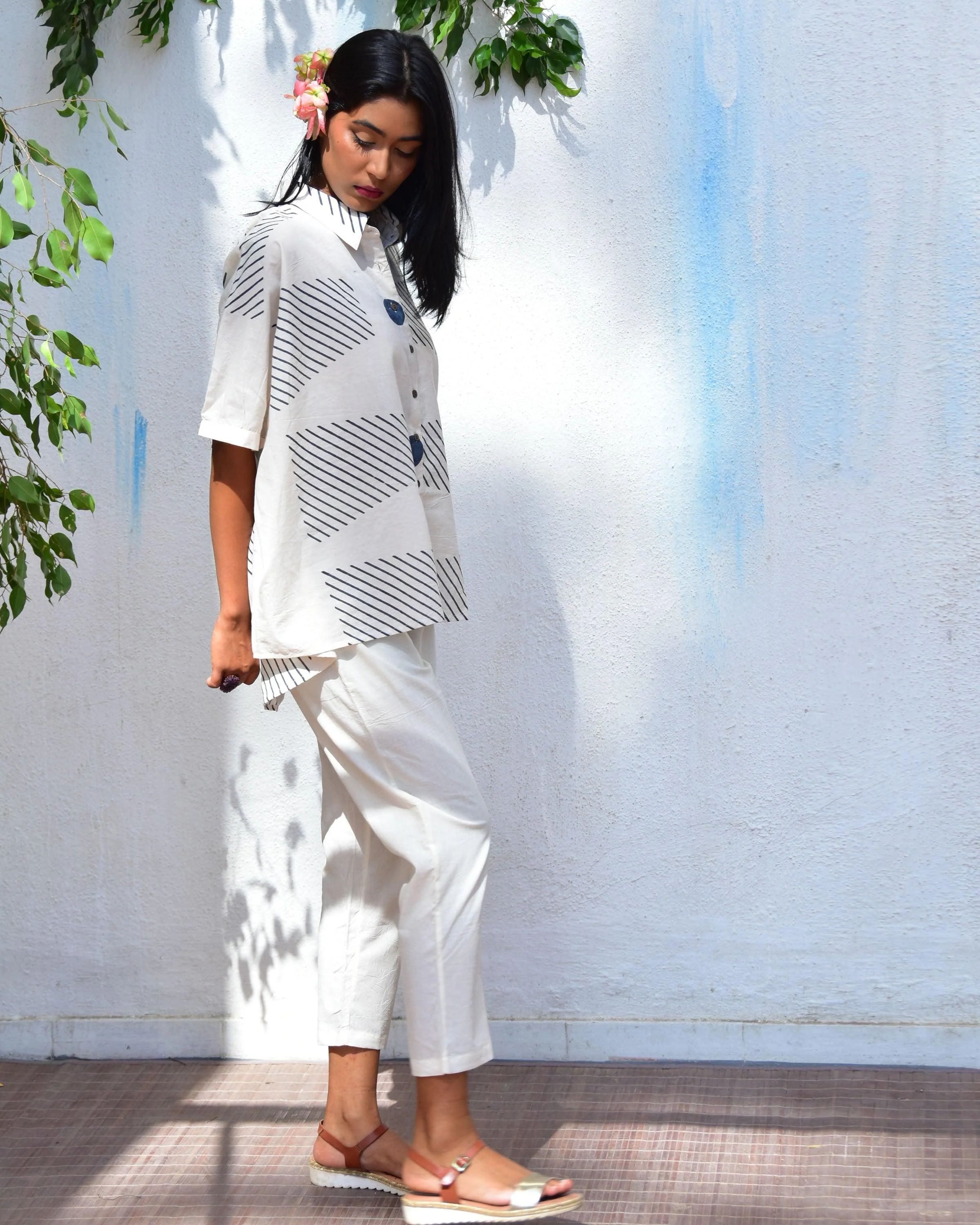 Opulent Whispers Handblockprinted Cotton Top - Vnmn - Image 5