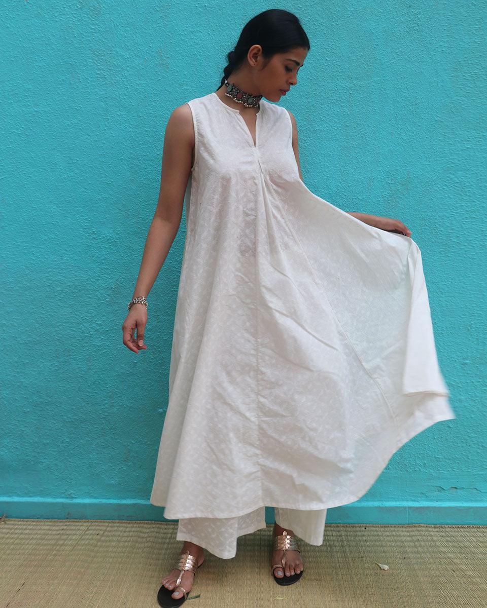 Pakeezah Cotton Kurta Set - Safed - Image 10
