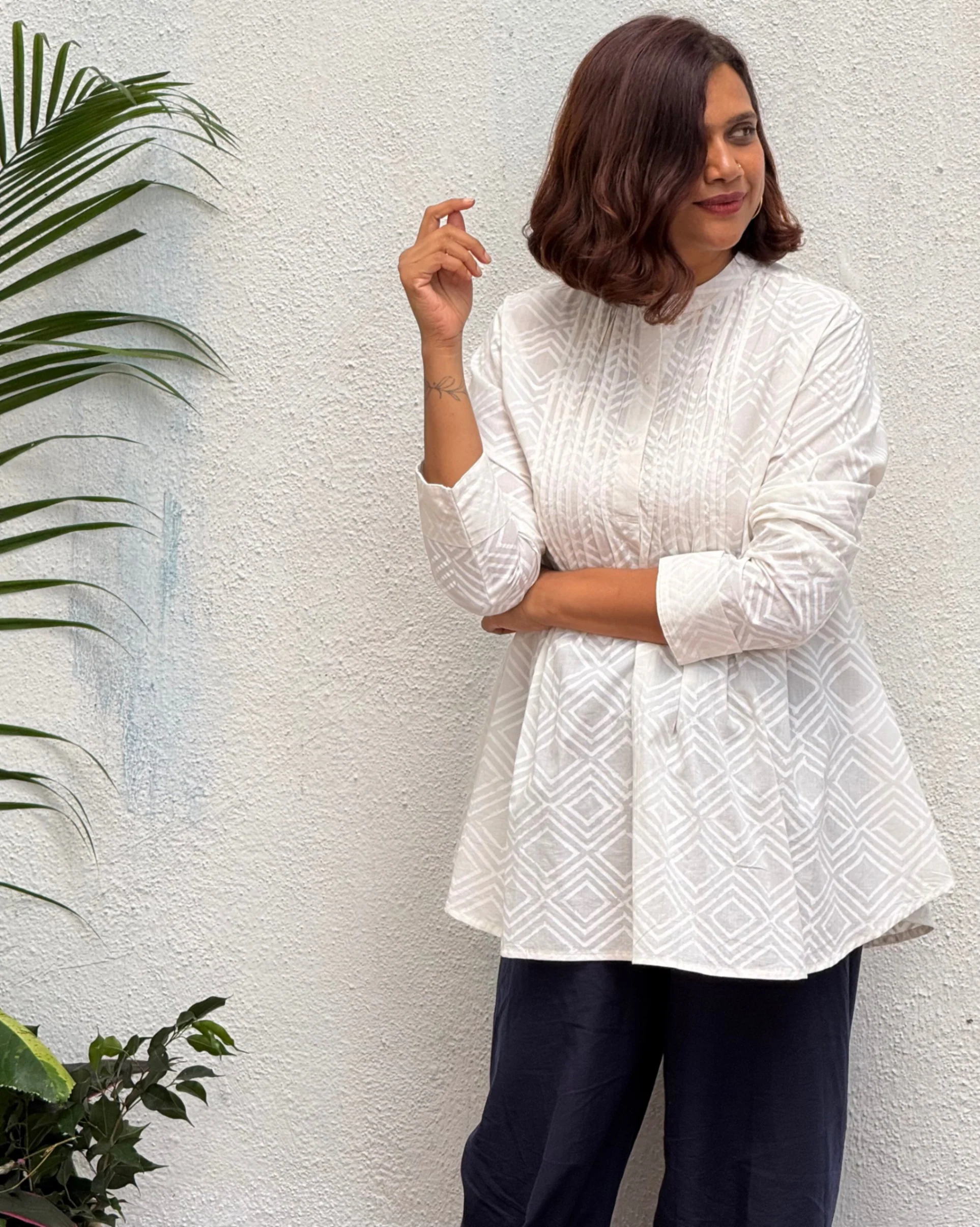 Piyali Block Printed Cotton Kurti - Image 7