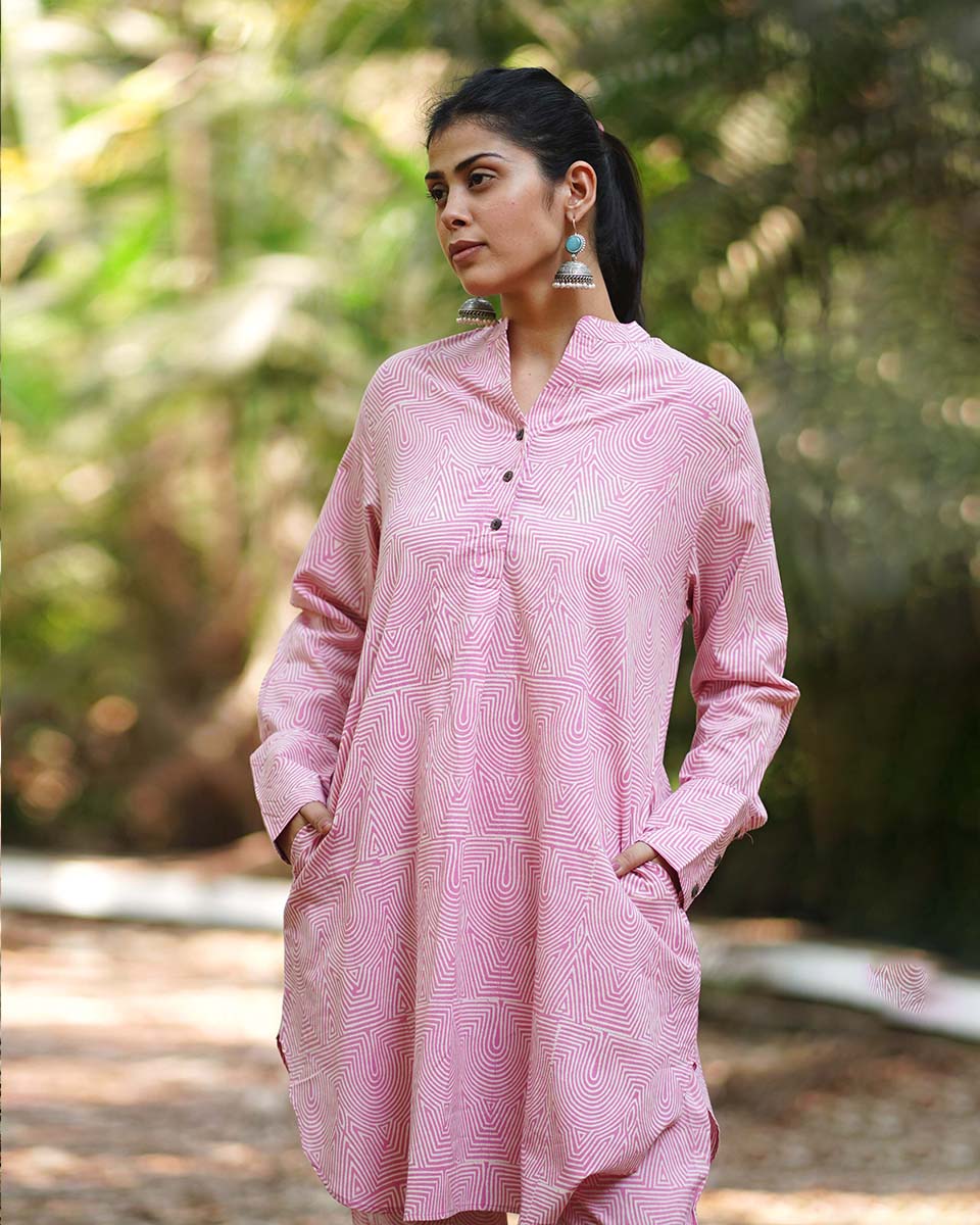 Radiant Roses Blush Pink Block Printed Kurta Set - MMG - Image 4