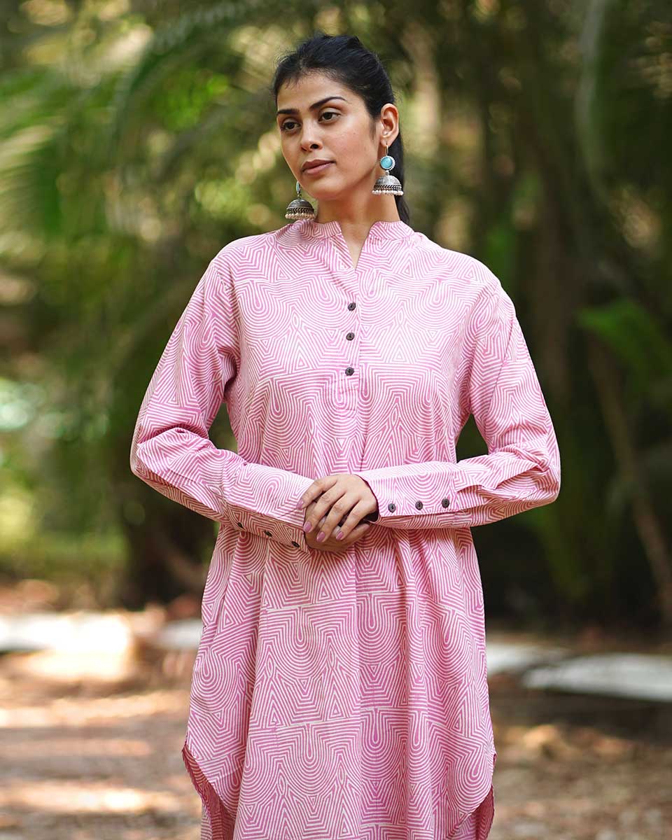 Radiant Roses Blush Pink Block Printed Kurta Set - MMG - Image 5