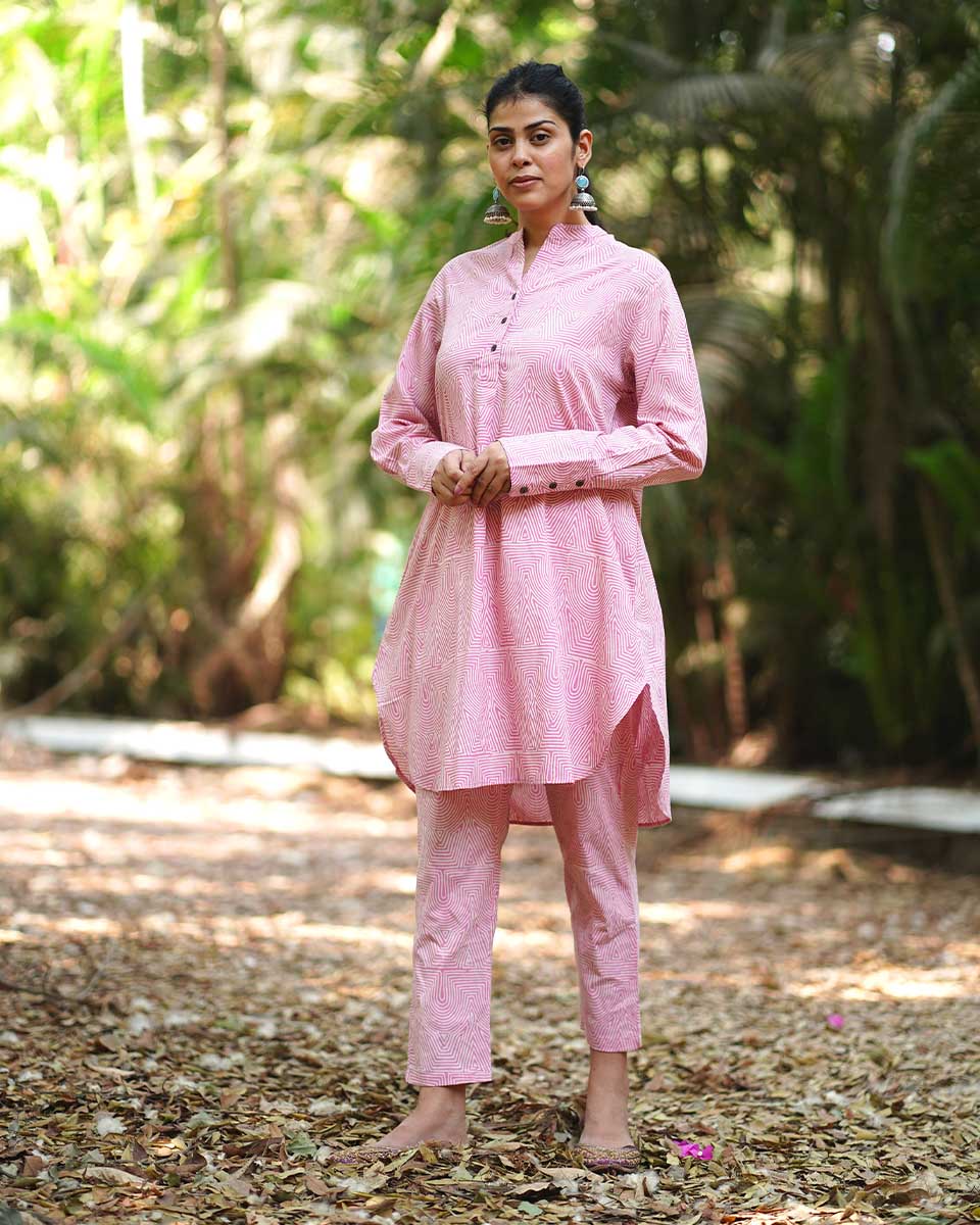 Radiant Roses Blush Pink Block Printed Kurta Set - MMG - Image 7