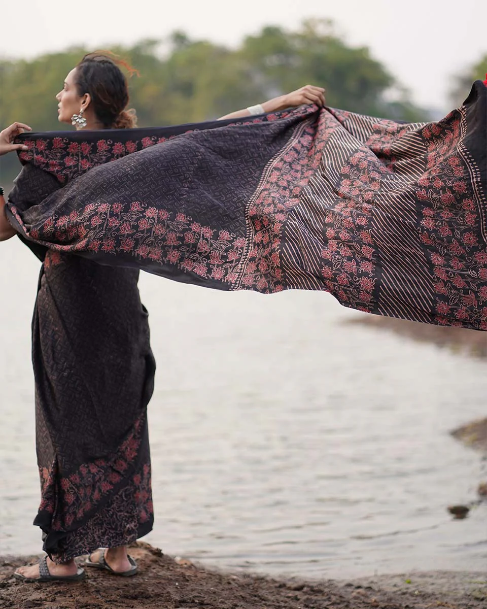 Rahi Black Block printed Modal Silk Saree - Jaisal - Image 7