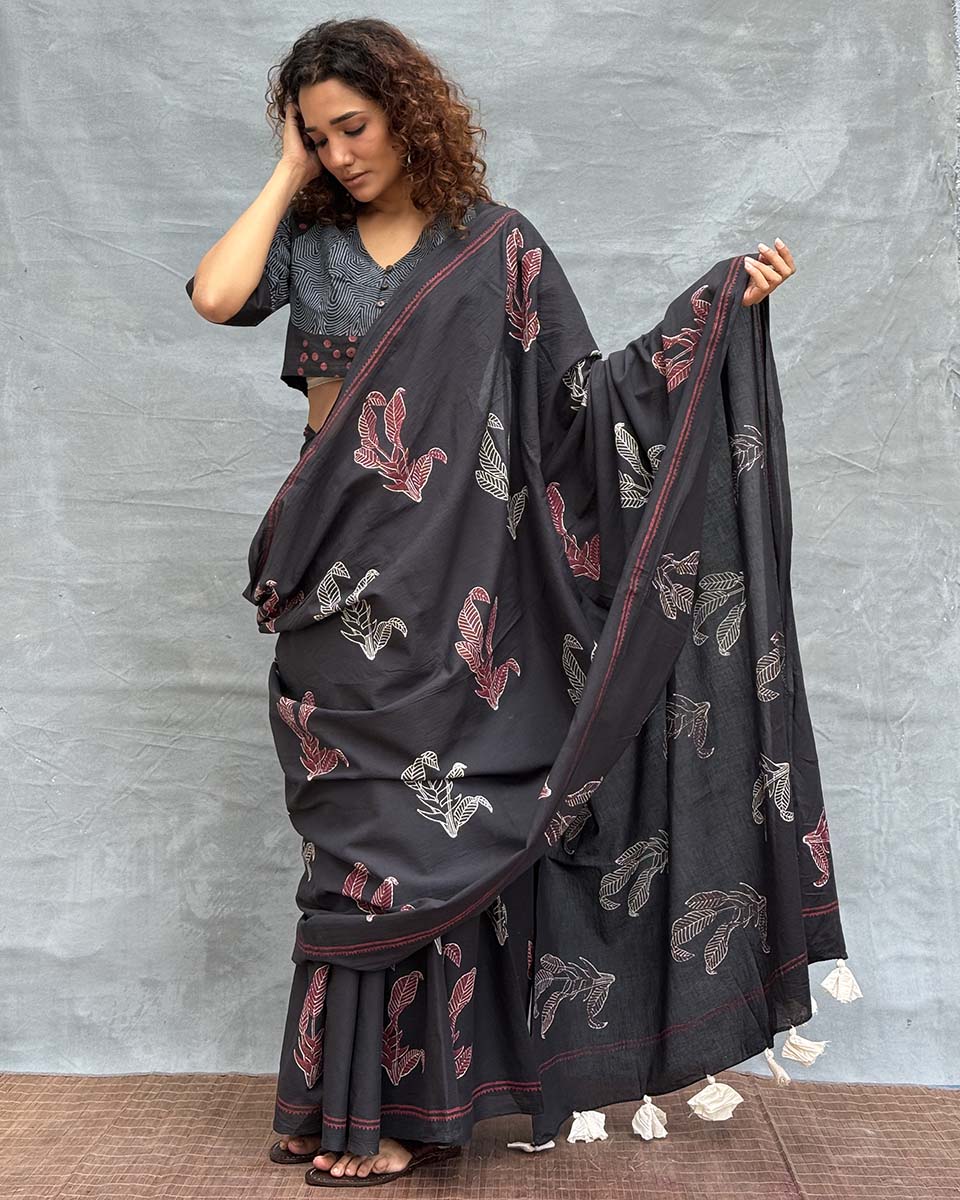 Raindrop Black Block printed Cotton Saree - Image 10