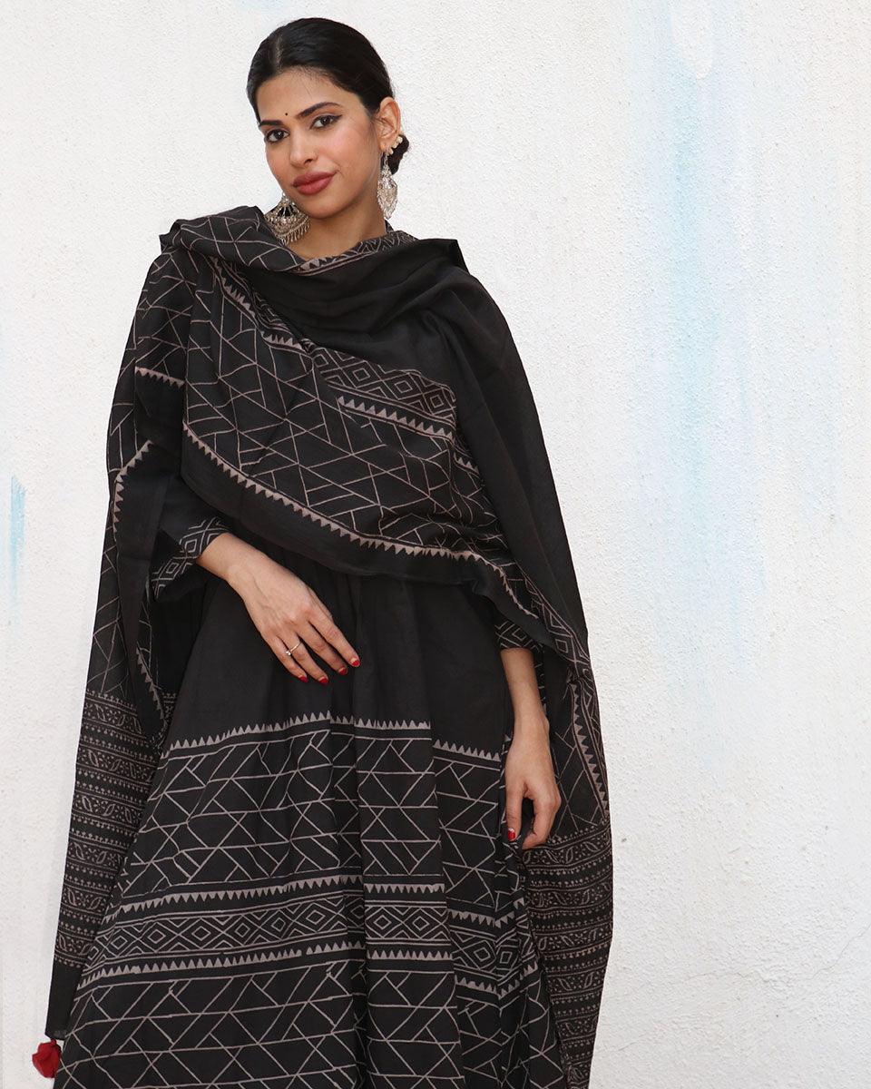 Saadiyah Blockprinted Cotton Dupatta - NOMAD - Image 4