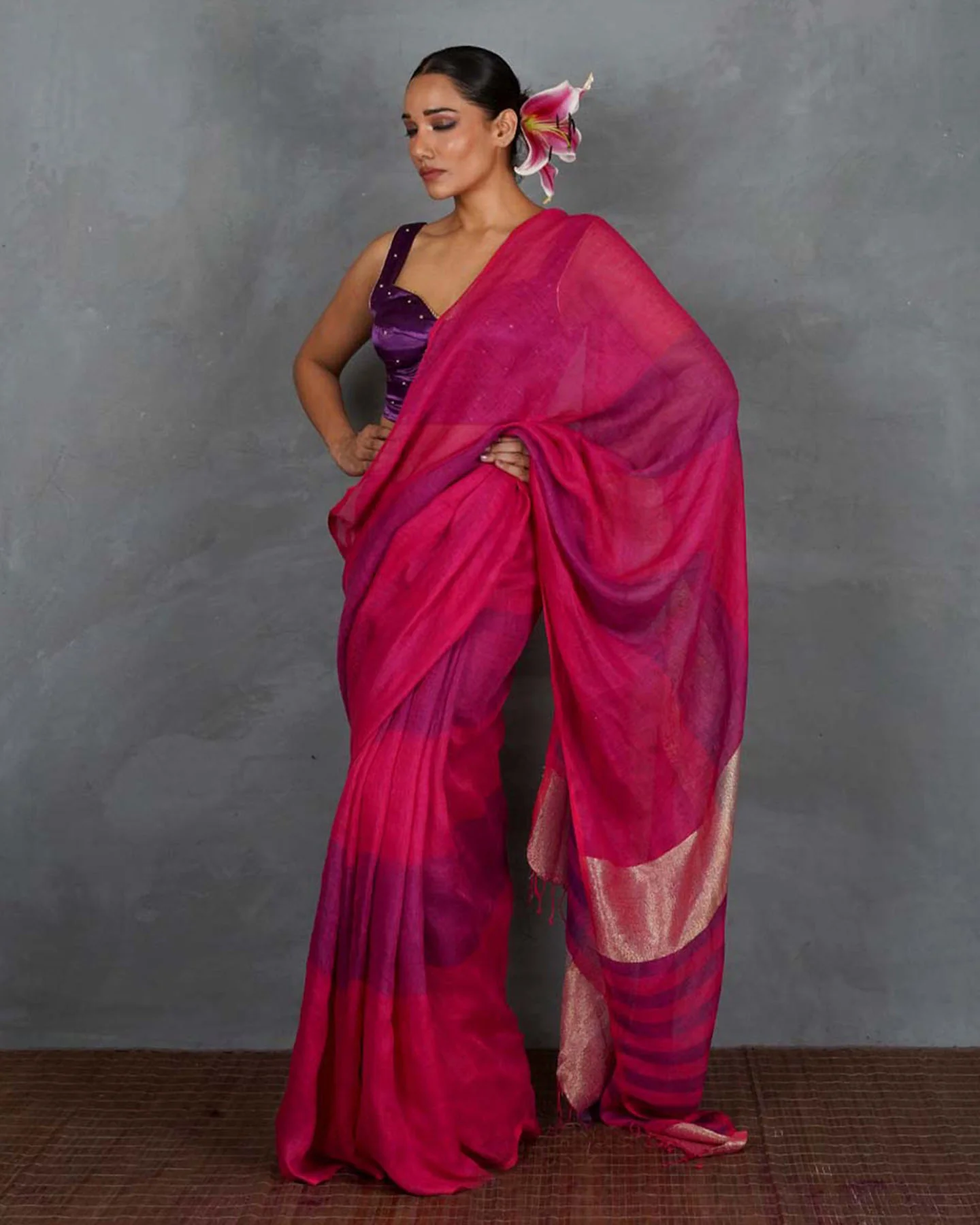 Samira Magneta Handwoven Linen Saree - TARA - Image 10