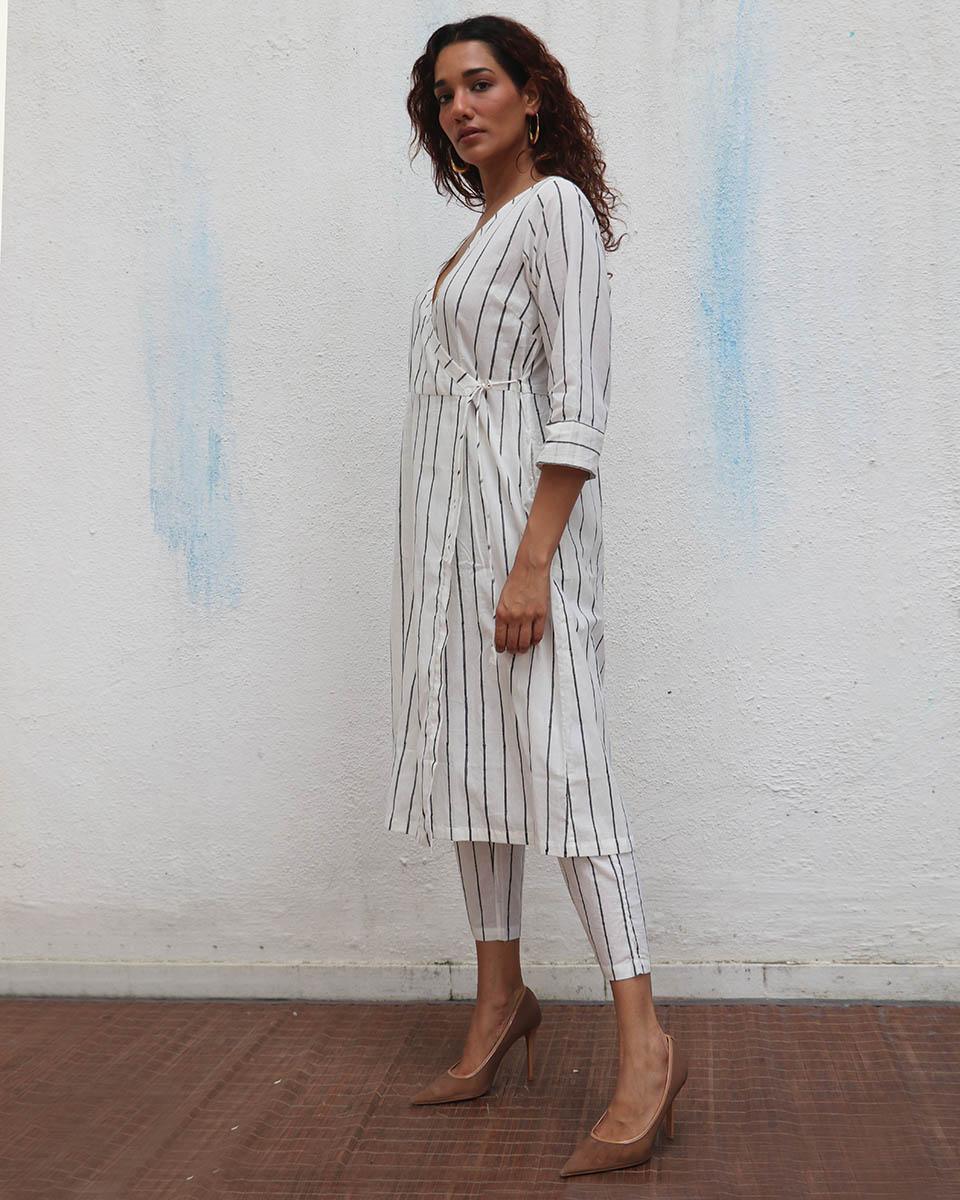 Sea Mist Handblock Printed Cotton Kurta Set - Mono - Image 4