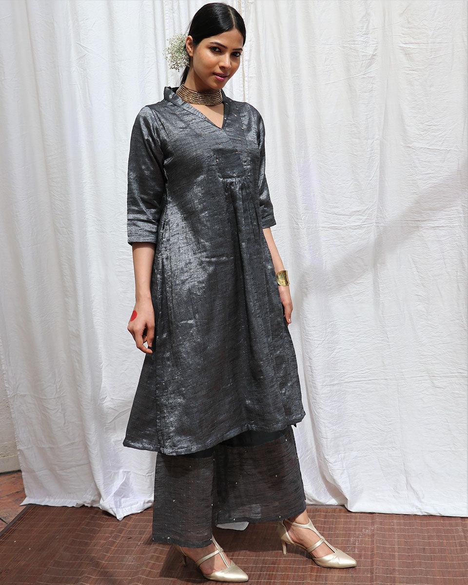 Shyamali Handwoven Cotton Zari Kurta Set - Zari - Image 4
