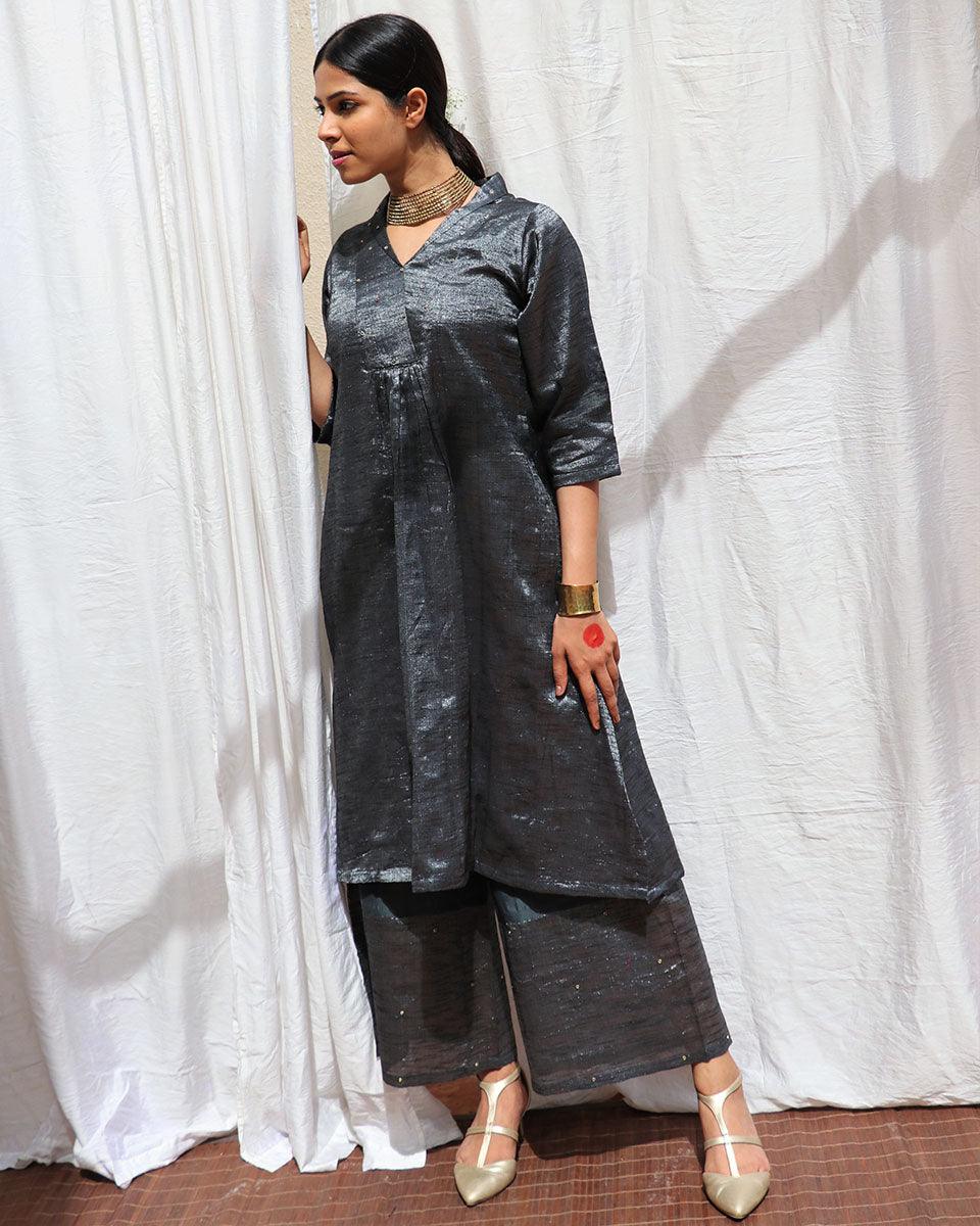 Shyamali Handwoven Cotton Zari Kurta Set - Zari - Image 6