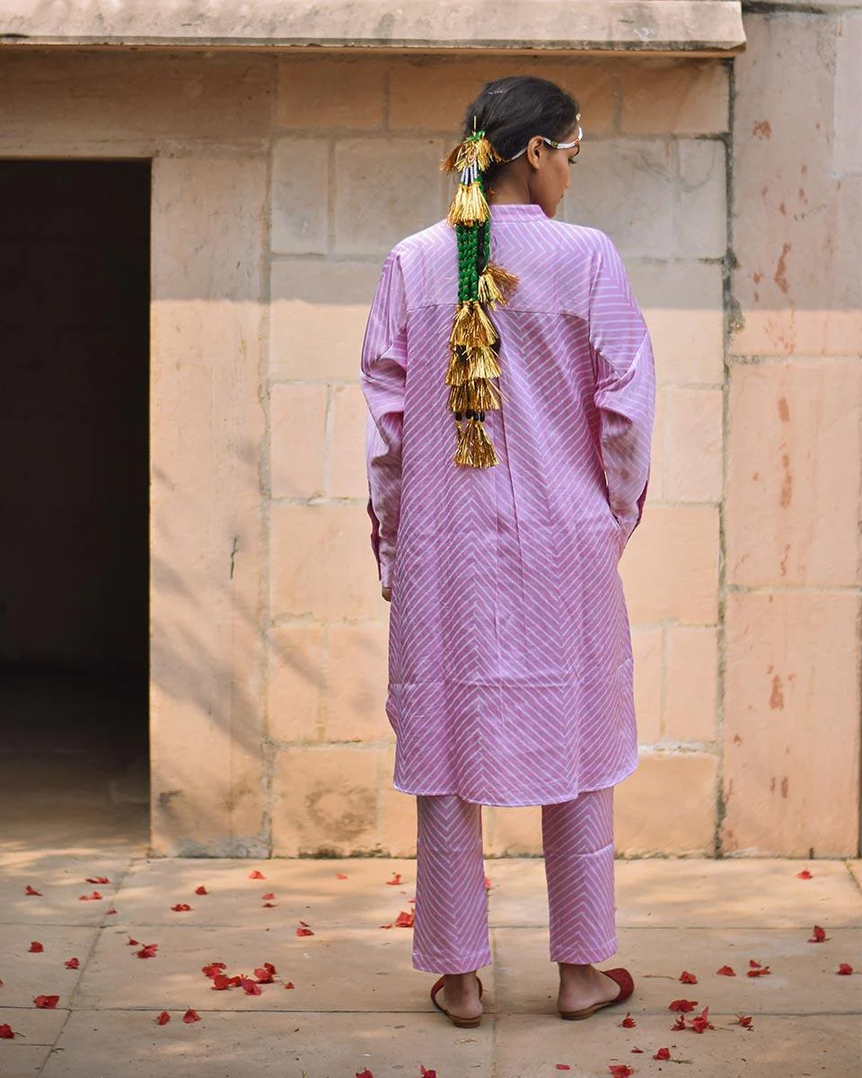 Soft Pink Striped Blockprinted Mashru Silk Kurta Set - Bhavri - Image 6