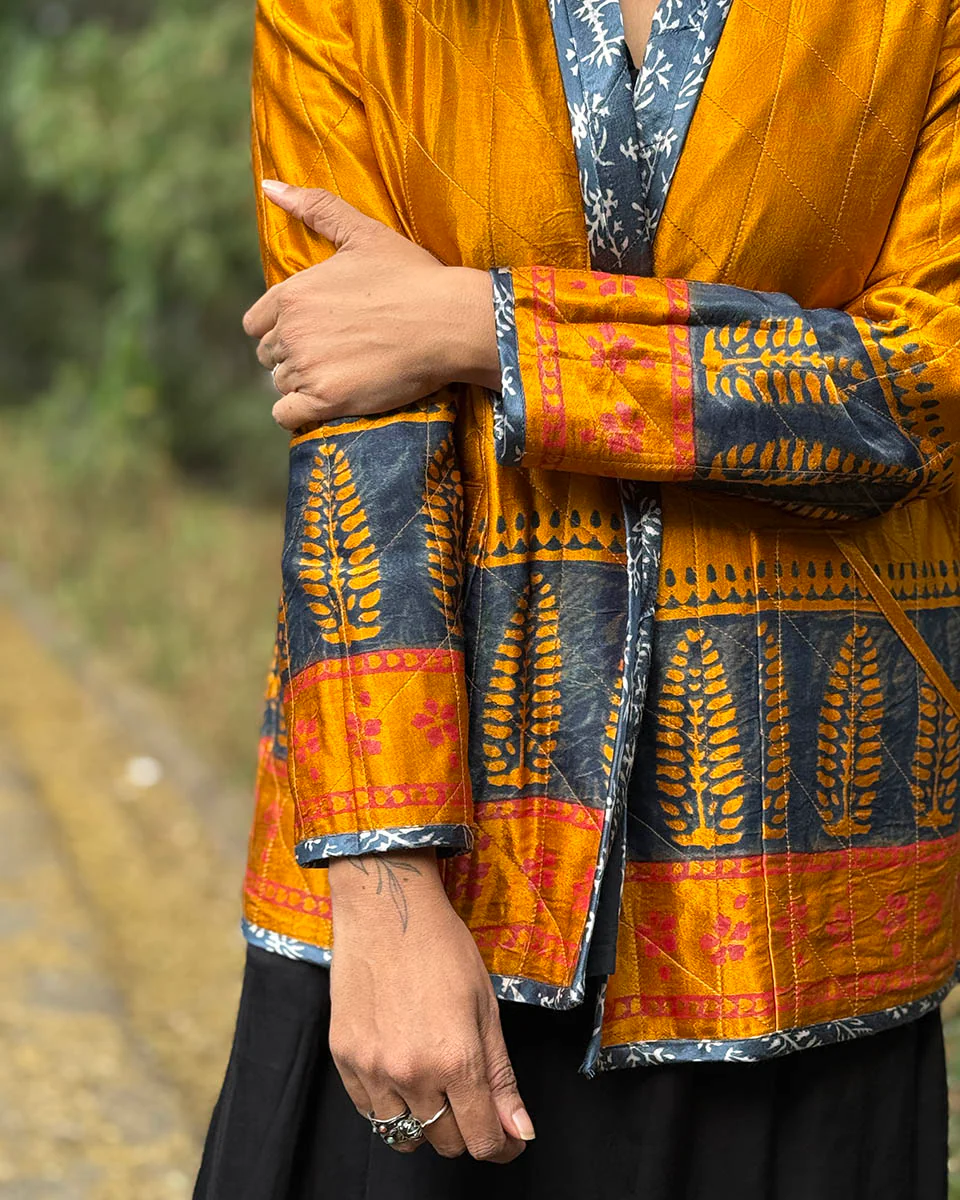 Softember Mashru Silk Reversible Quilted Jacket - Image 24