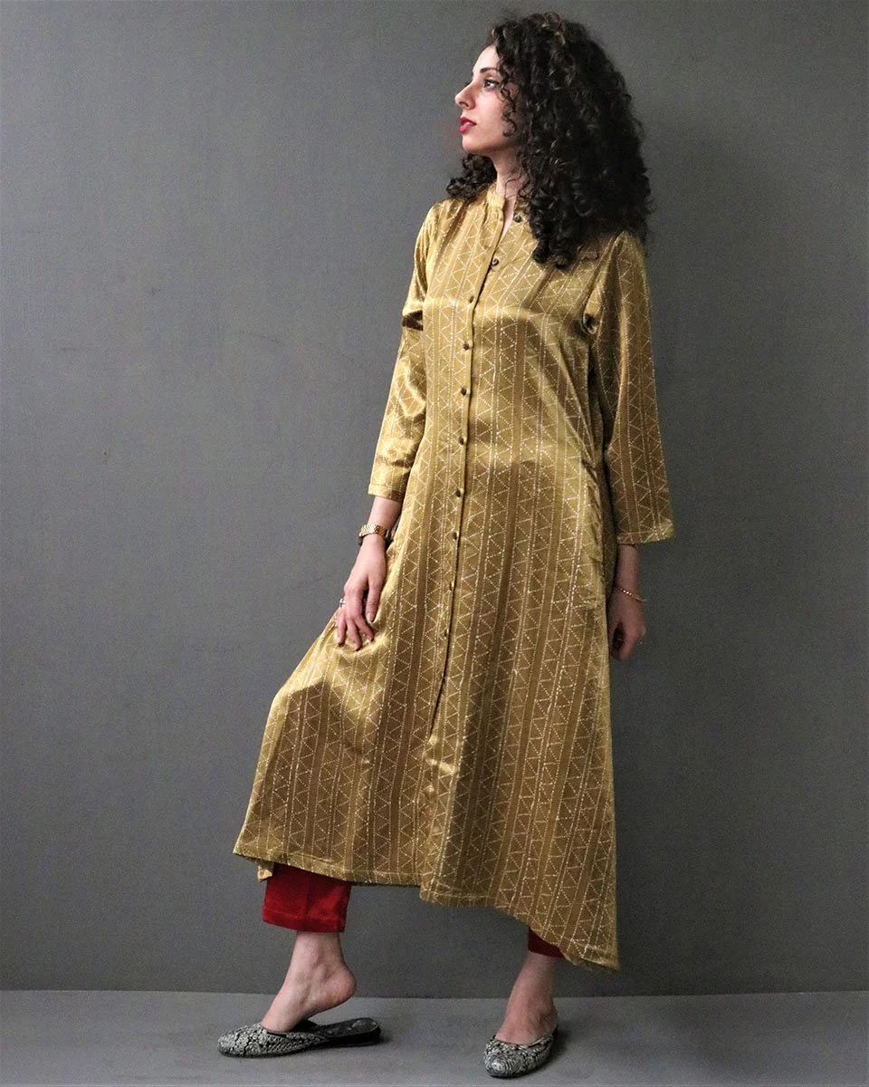Sunspill Handprinted Mashru Silk Kurta Set - Image 2