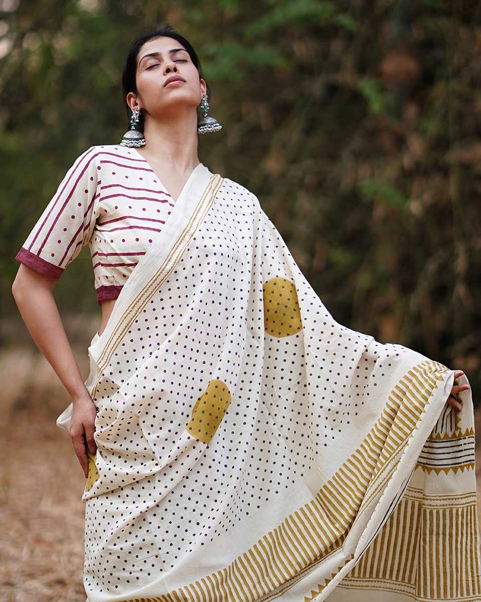 Surmayi Shaam Ivory Hand Block Printed Cotton Saree - WW - Image 6