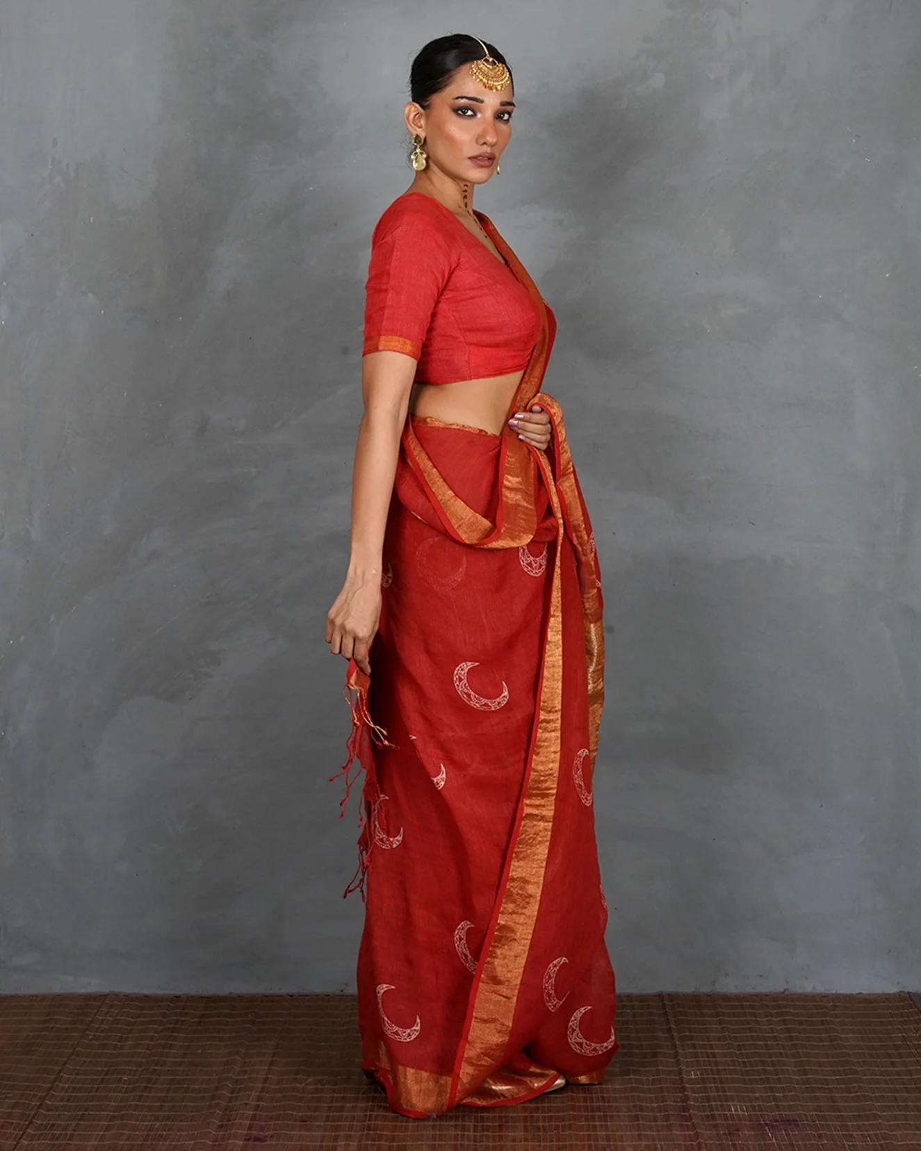 Taraani Red Handblock Linen Saree - TARA - Image 6