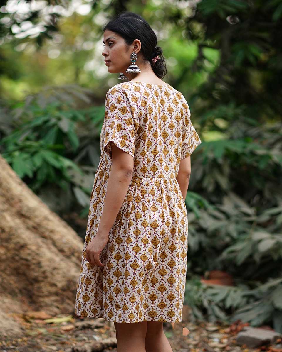 Tu Dilruba Ivory Block Printed Cotton Dress - WW - Image 4