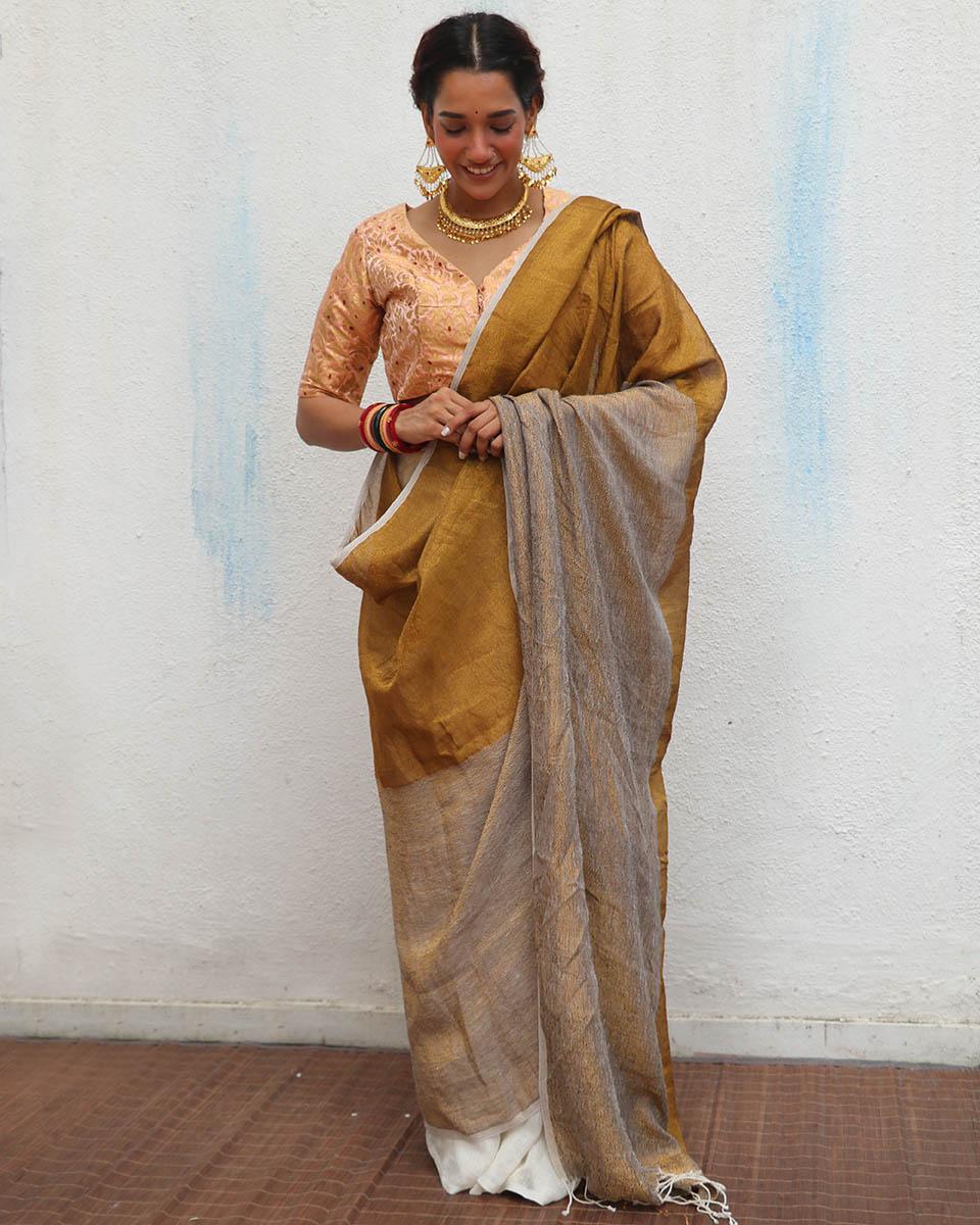 Udvita Golden Handwoven Linen Zari Saree - Onam