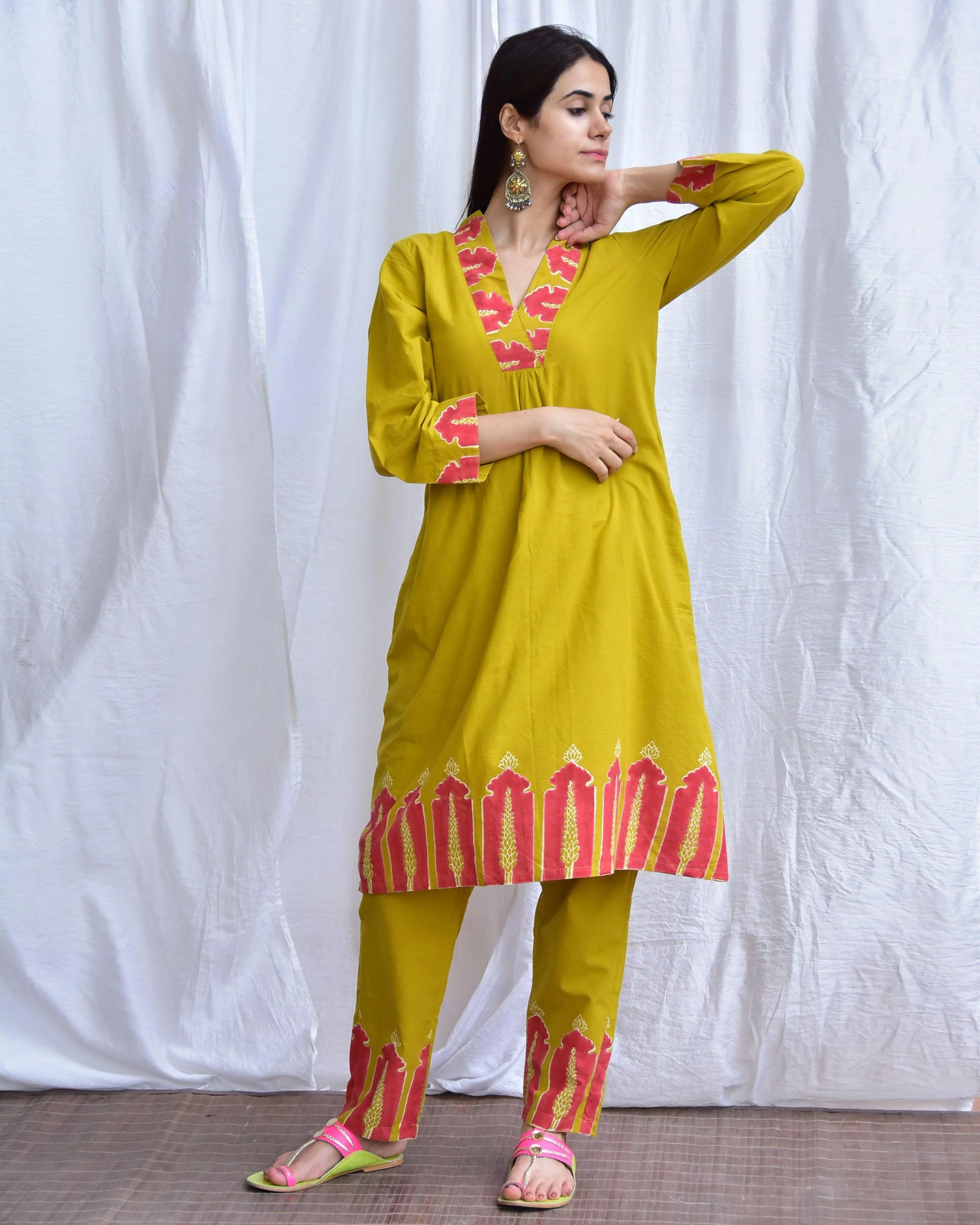 Veena Handblockprinted Cotton Kurta Set Of 2-Sor - Image 5