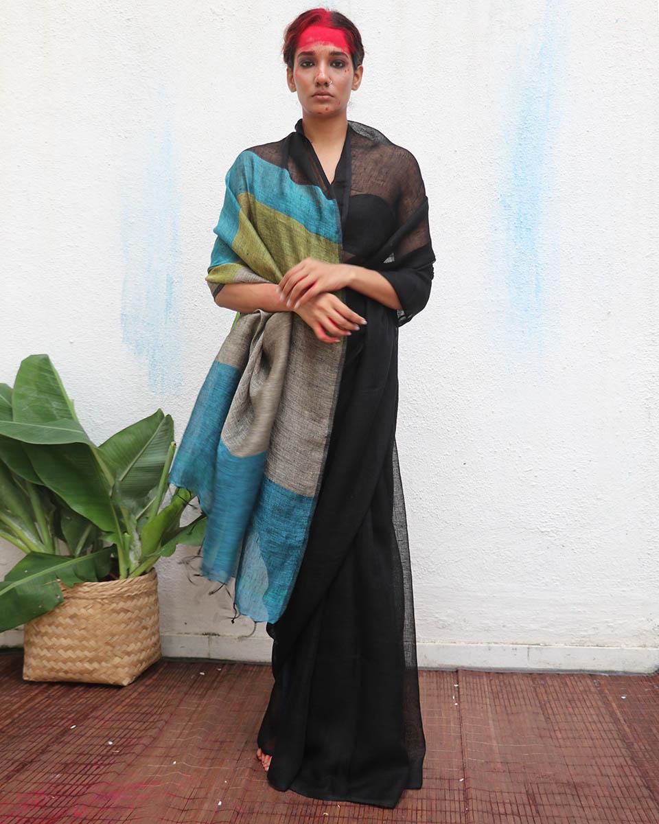 Virupakshi Black Handwoven Linen Saree - Kaali - Image 5