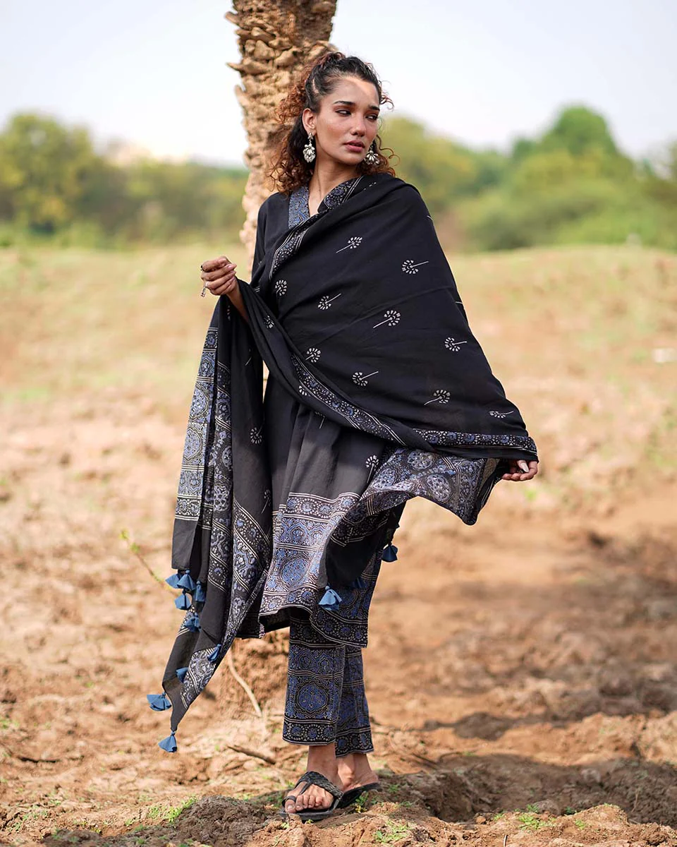 Woven Whispers Blockprinted Cotton Dupatta-WWB - Image 8