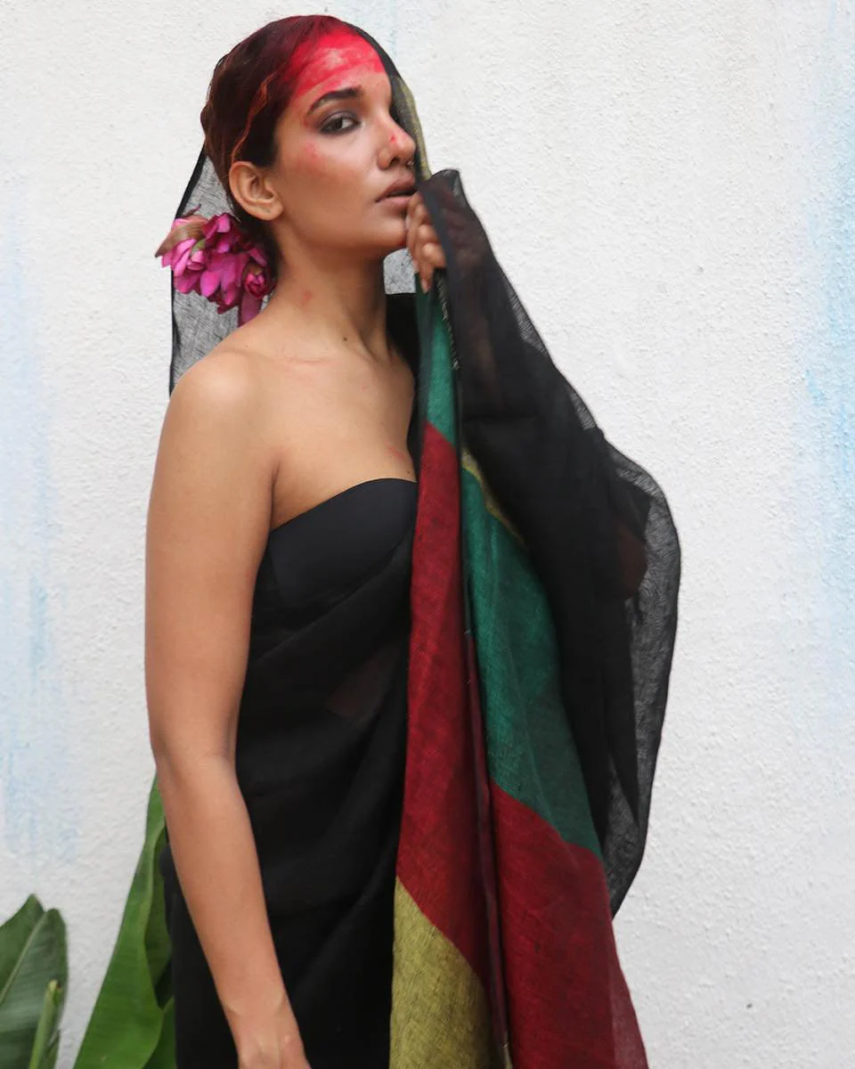 Yogini Black Handwoven Linen Saree - Kaali - Image 9