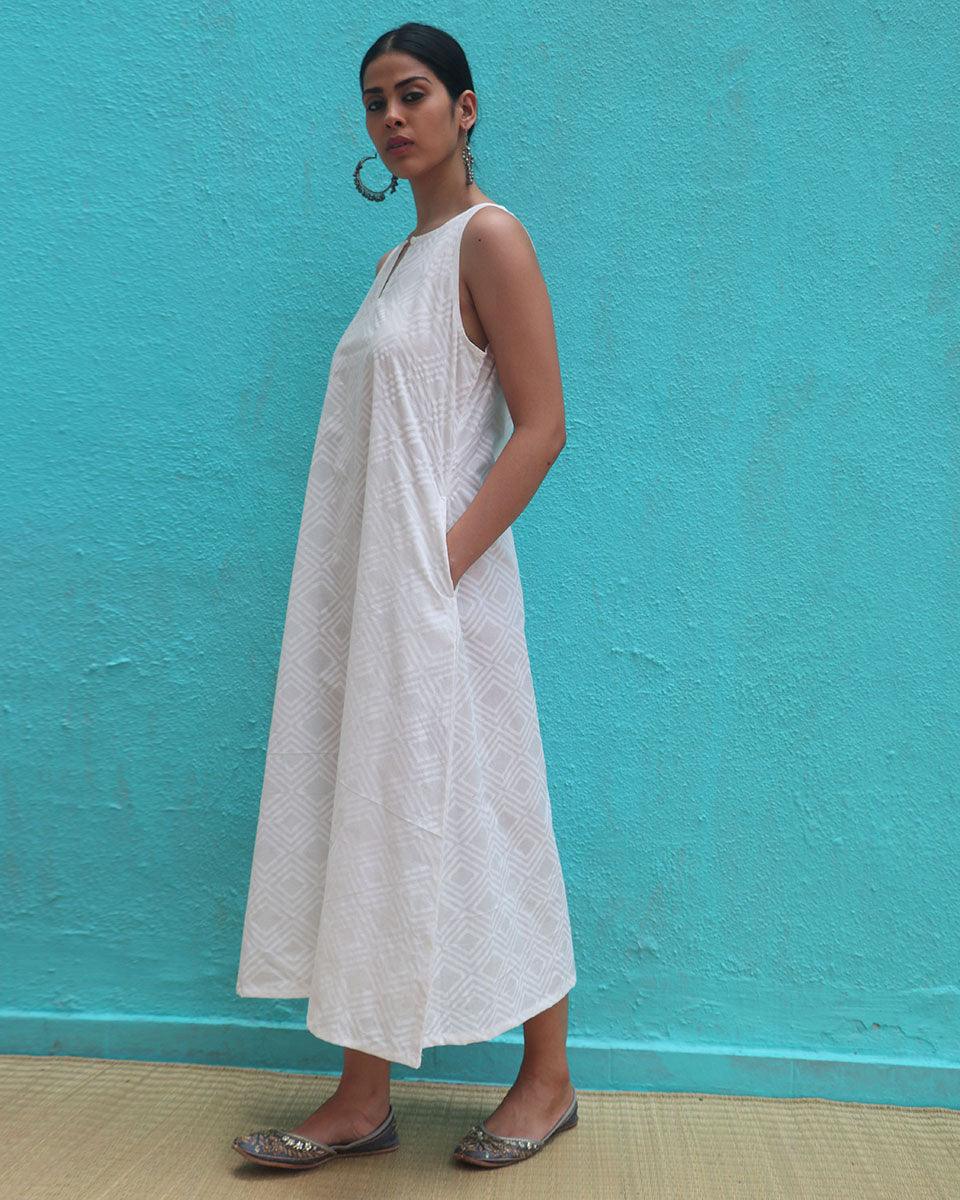 Ziva Cotton Dress - Safed - Image 4